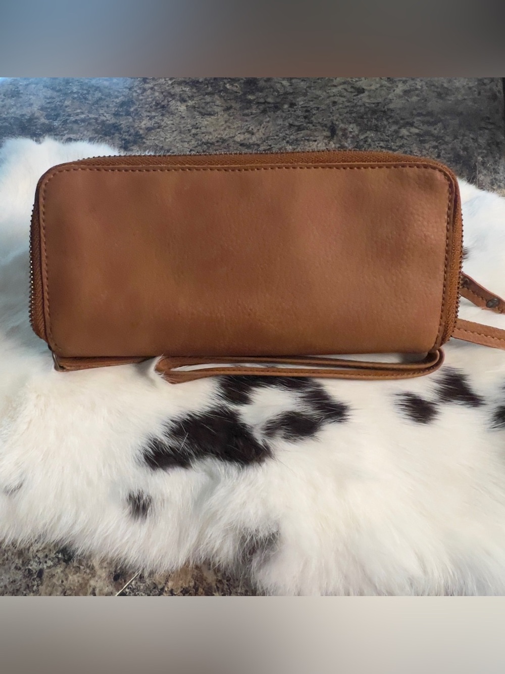 Free People vegan  Zip Wallet Clutch - Tan - Picture 3 of 3